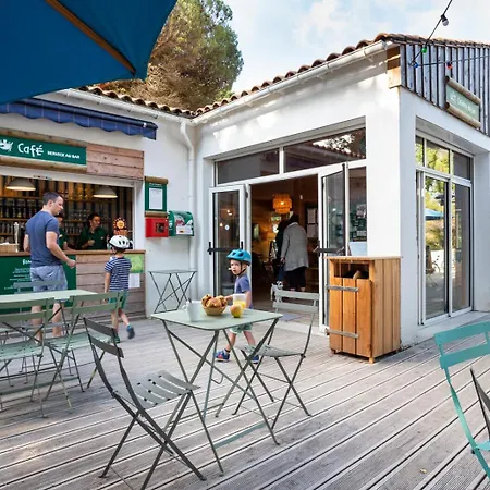 Κάμπινγκ Huttopia Chardons Bleus Ile De Re 3*