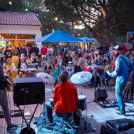 Huttopia Chardons Bleus Ile De Re 3*