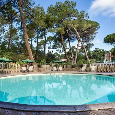 Camping Huttopia Chardons Bleus Ile De Re