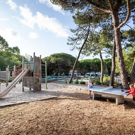 Huttopia Chardons Bleus Ile De Re Camping 3*