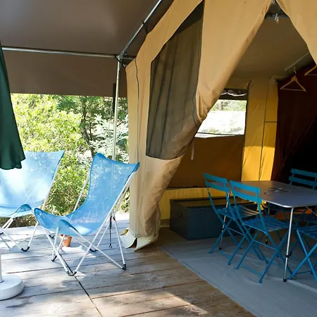 Huttopia Chardons Bleus Ile De Re Campeggio