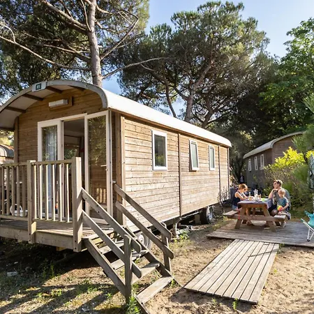 Huttopia Chardons Bleus Ile De Re