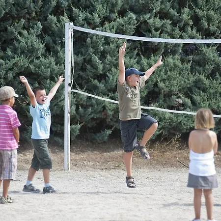 Huttopia Chardons Bleus Ile De Re 3* Sainte-Marie-de-Ré